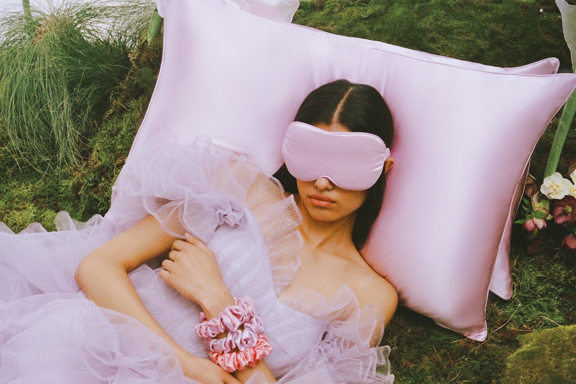 Ice silk eye mask