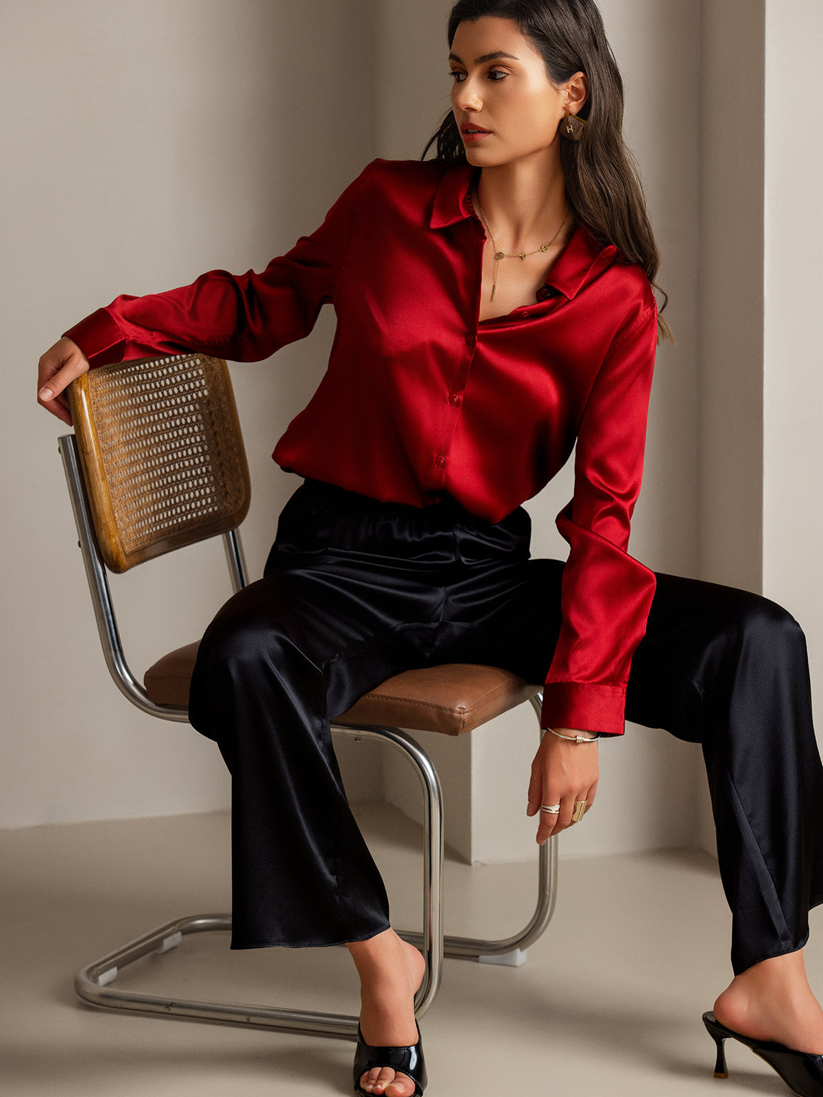 19Momme Silk Long Sleeve Lapel Collar Women's Shirt with Button Up Design