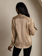 19Momme Silk Long Sleeve Lapel Collar Women's Shirt with Button Up Design