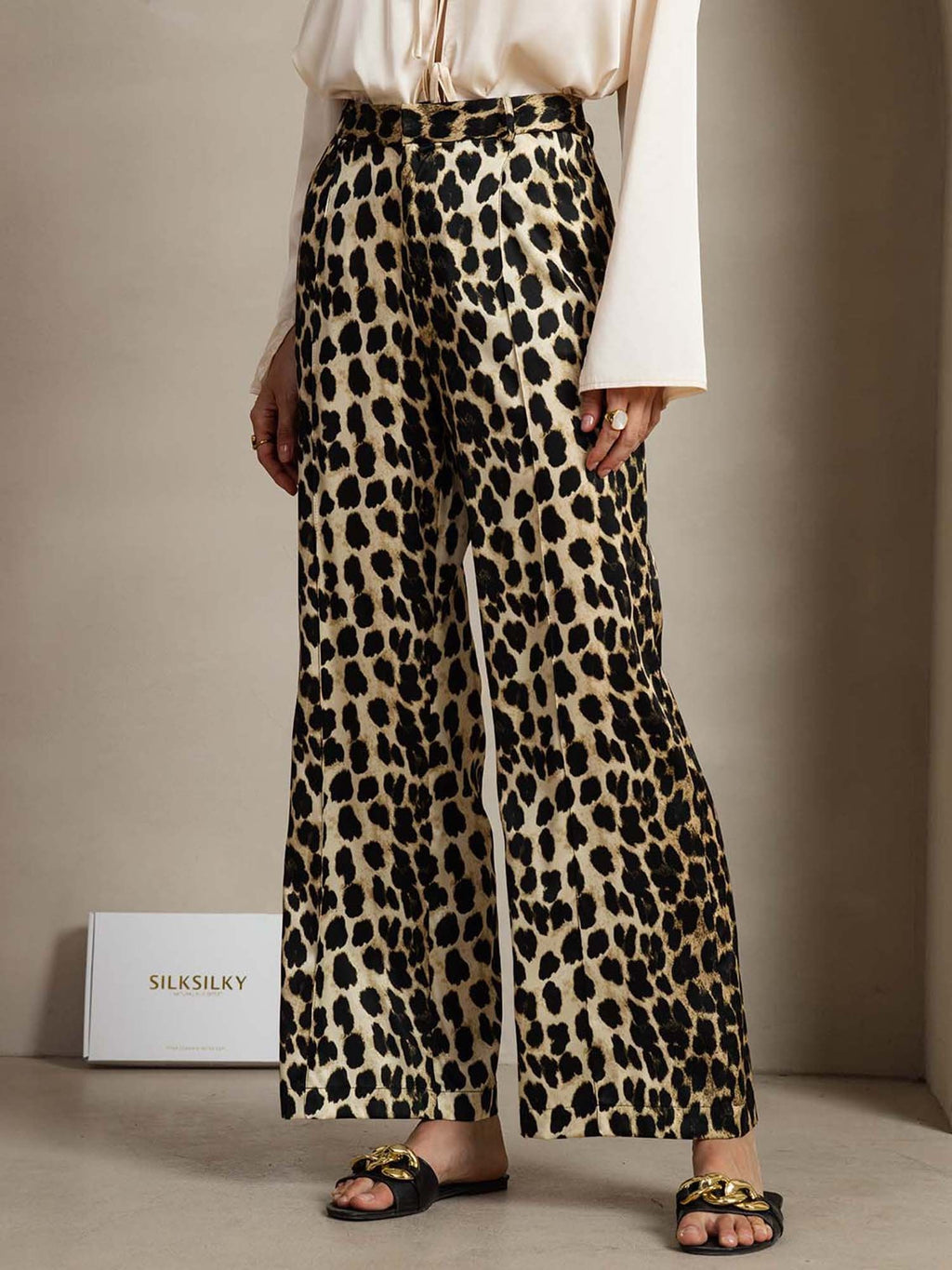 19Momme Silk Leopard Print Straight Leg Women's Pants With Side Pockets Design