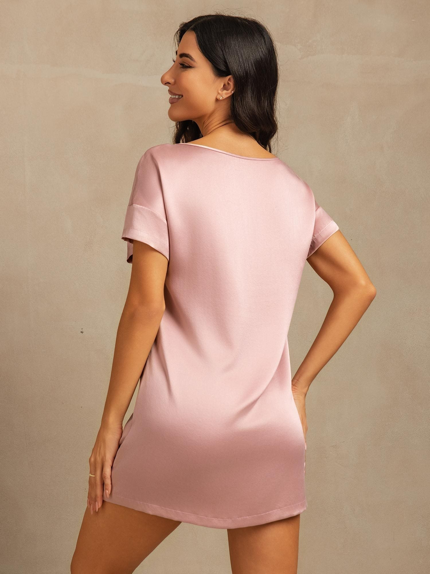 19Momme Washable Silk Short Sleeve Round Neck Short Nightgown