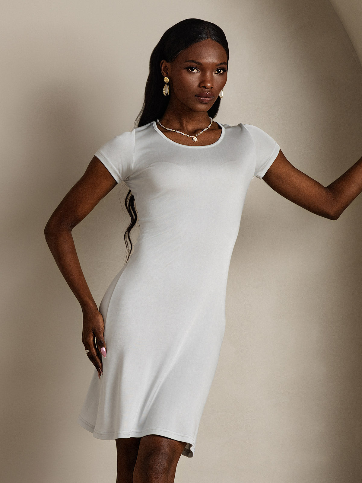 Silk Jersey Short Sleeve Round Neck Short Nightgown