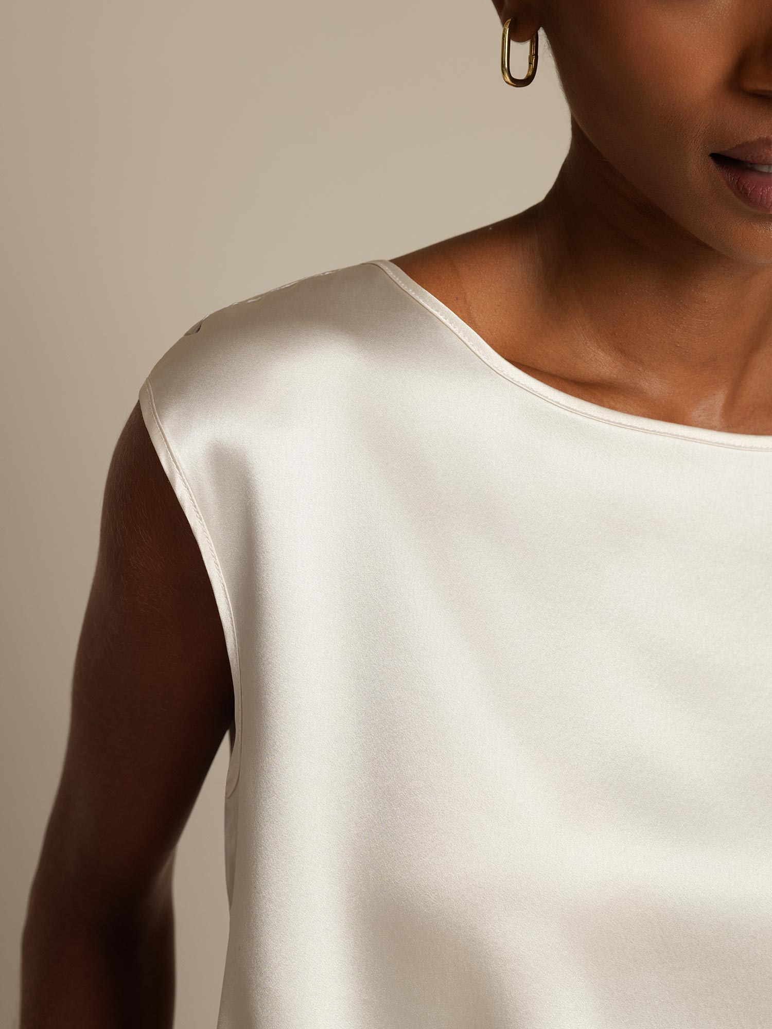 19Momme Silk Cap Sleeve Round Neck Women's Top