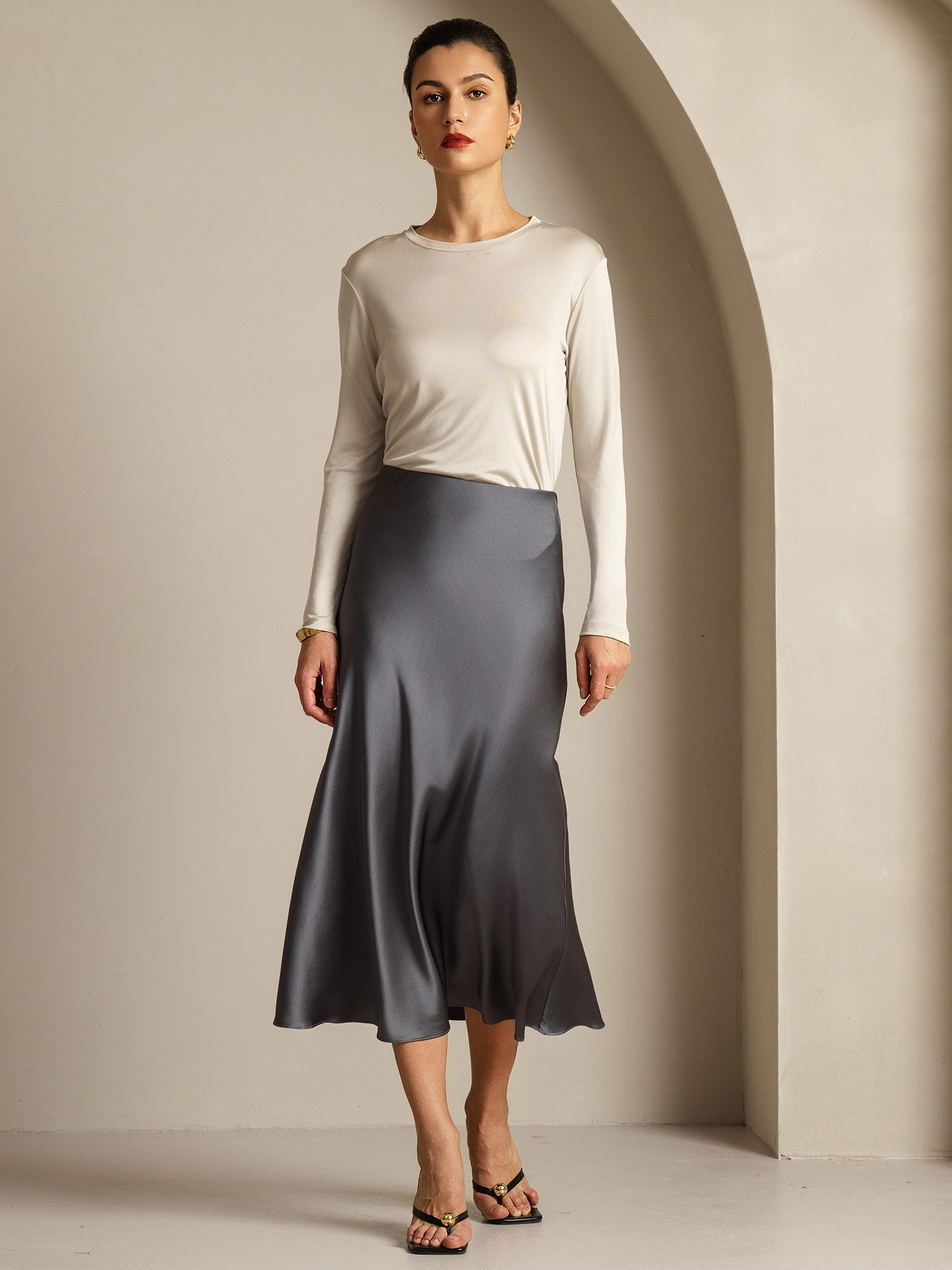 Women's Pure Silk Long Sleeve Round Neck Top