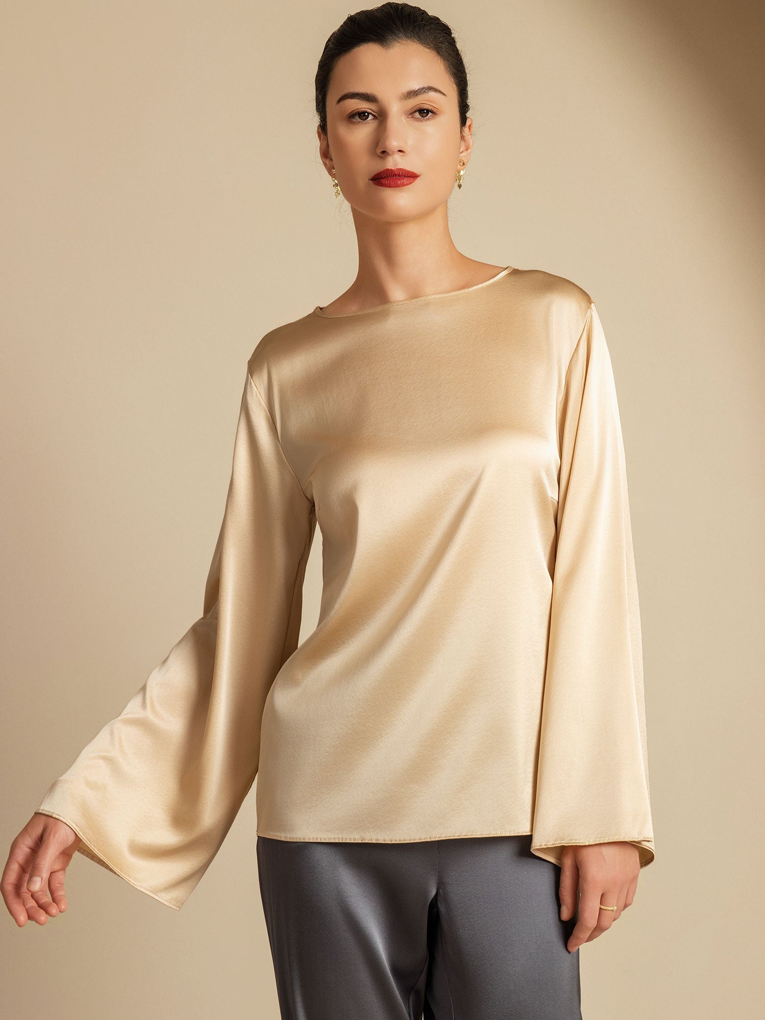 19Momme Silk Bell Sleeve Boat Neck Women's Top