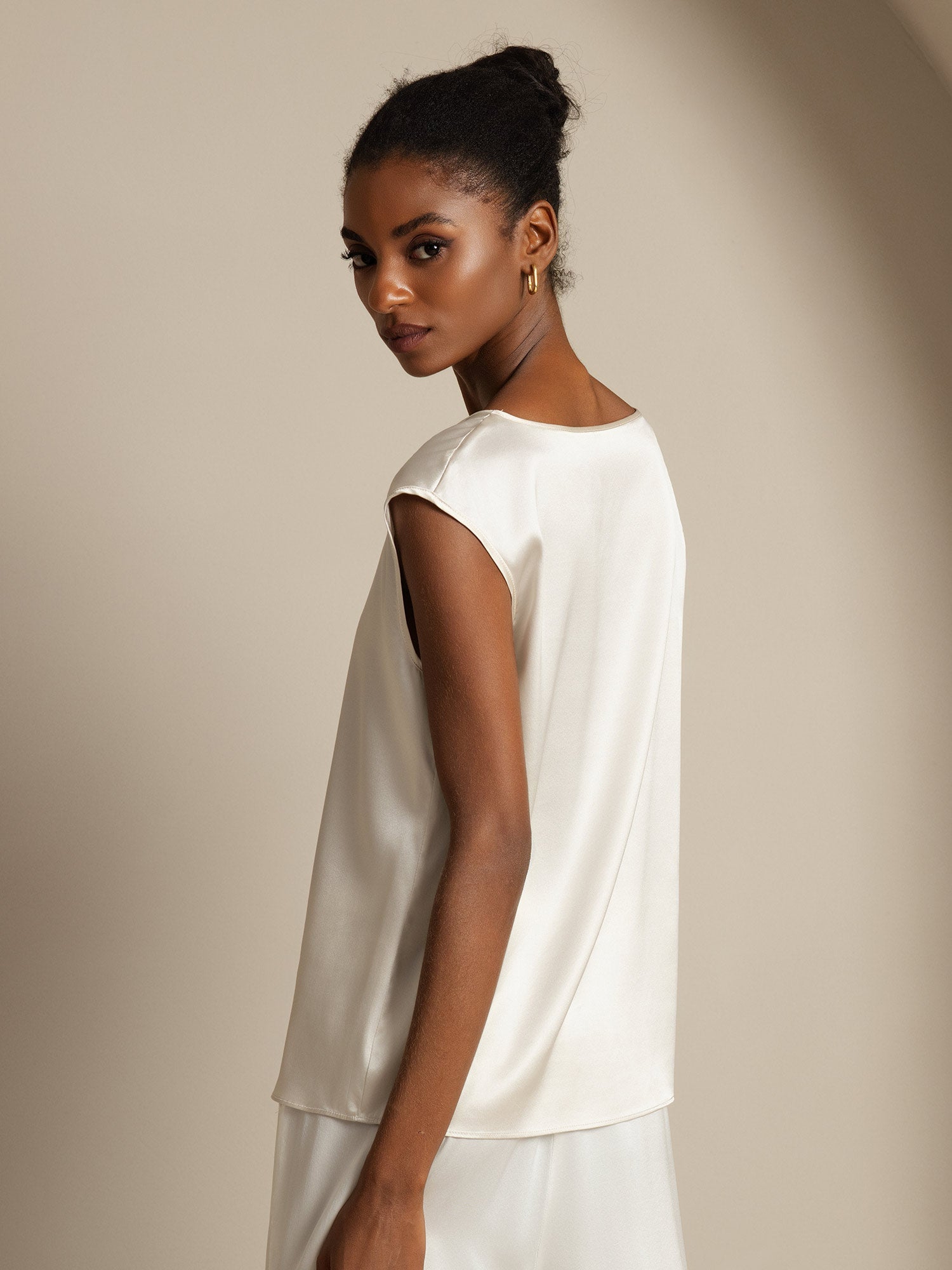 19Momme Silk Cap Sleeve Round Neck Women's Top