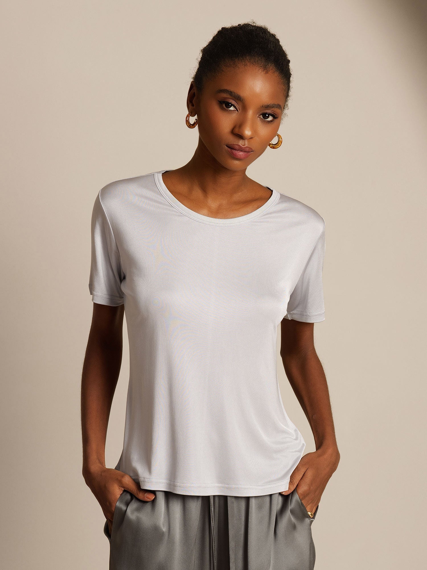 Women's Pure Silk Short Sleeve Round Neck T-Shirt