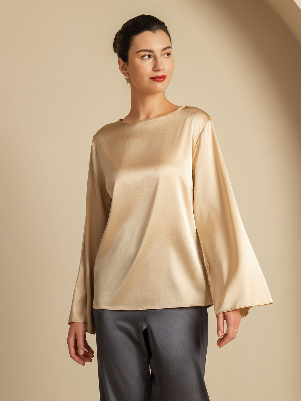 19Momme Silk Bell Sleeve Boat Neck Women's Top