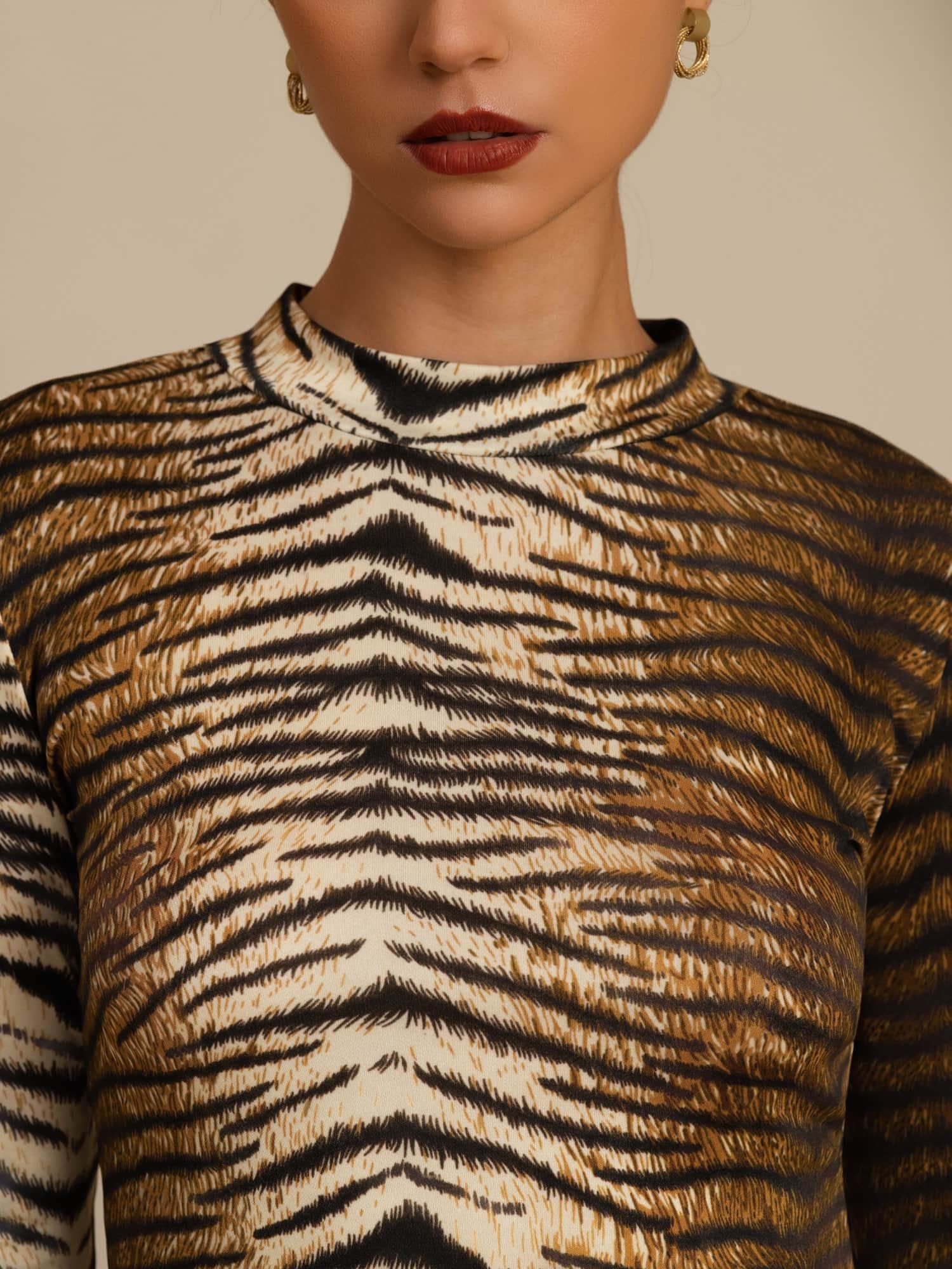 Pure Silk Wild Animal Print Women's Long Sleeve Mock Neck Top