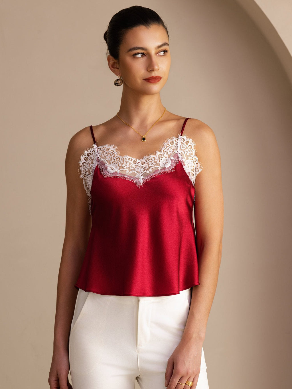 19Momme Silk Women's Adjustable Spaghetti Strap V Neck Lace Trim Camisole Top