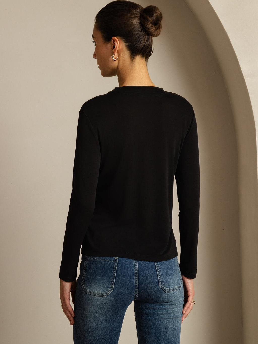 Women's Pure Silk Long Sleeve Round Neck Top