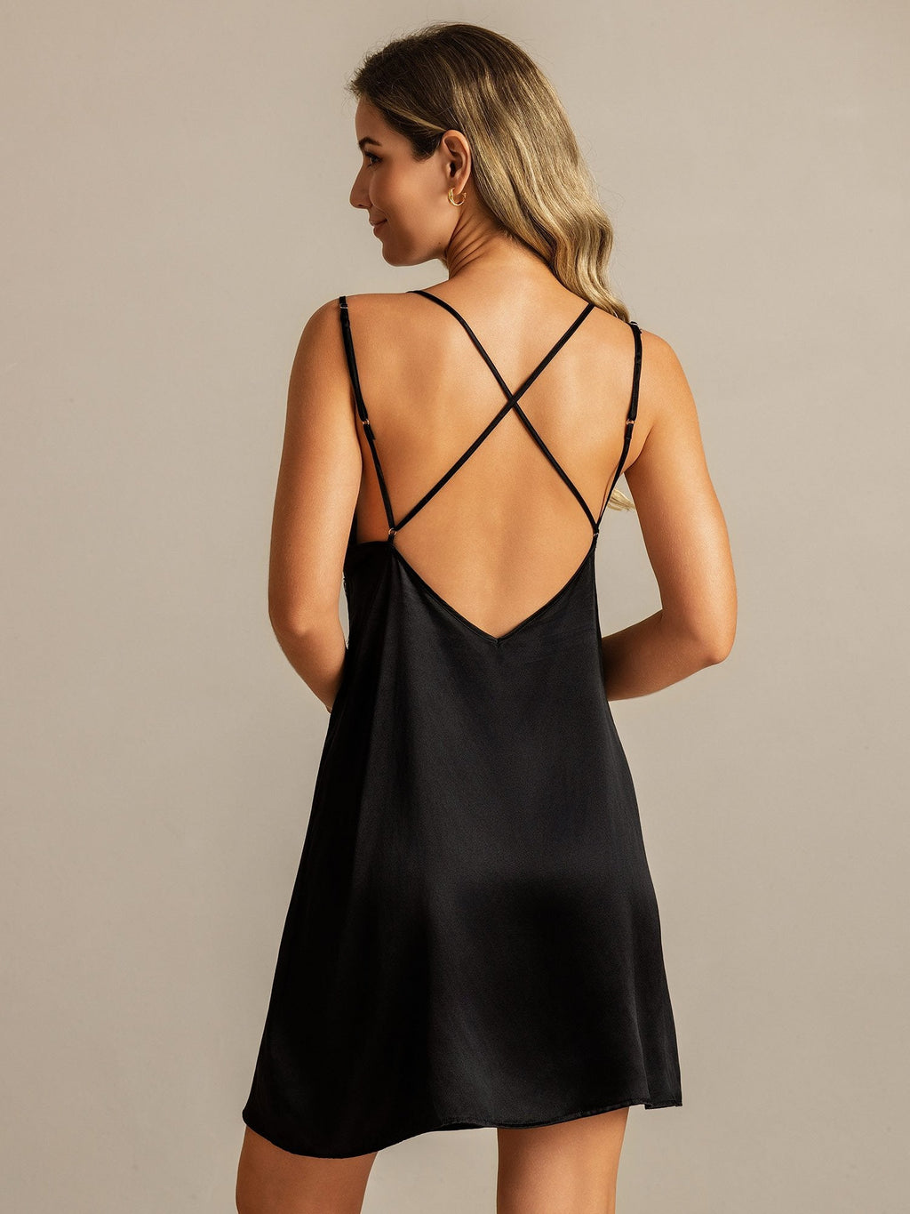 Pure Silk Spaghetti Strap Lace V neck Backless Short Nightgown