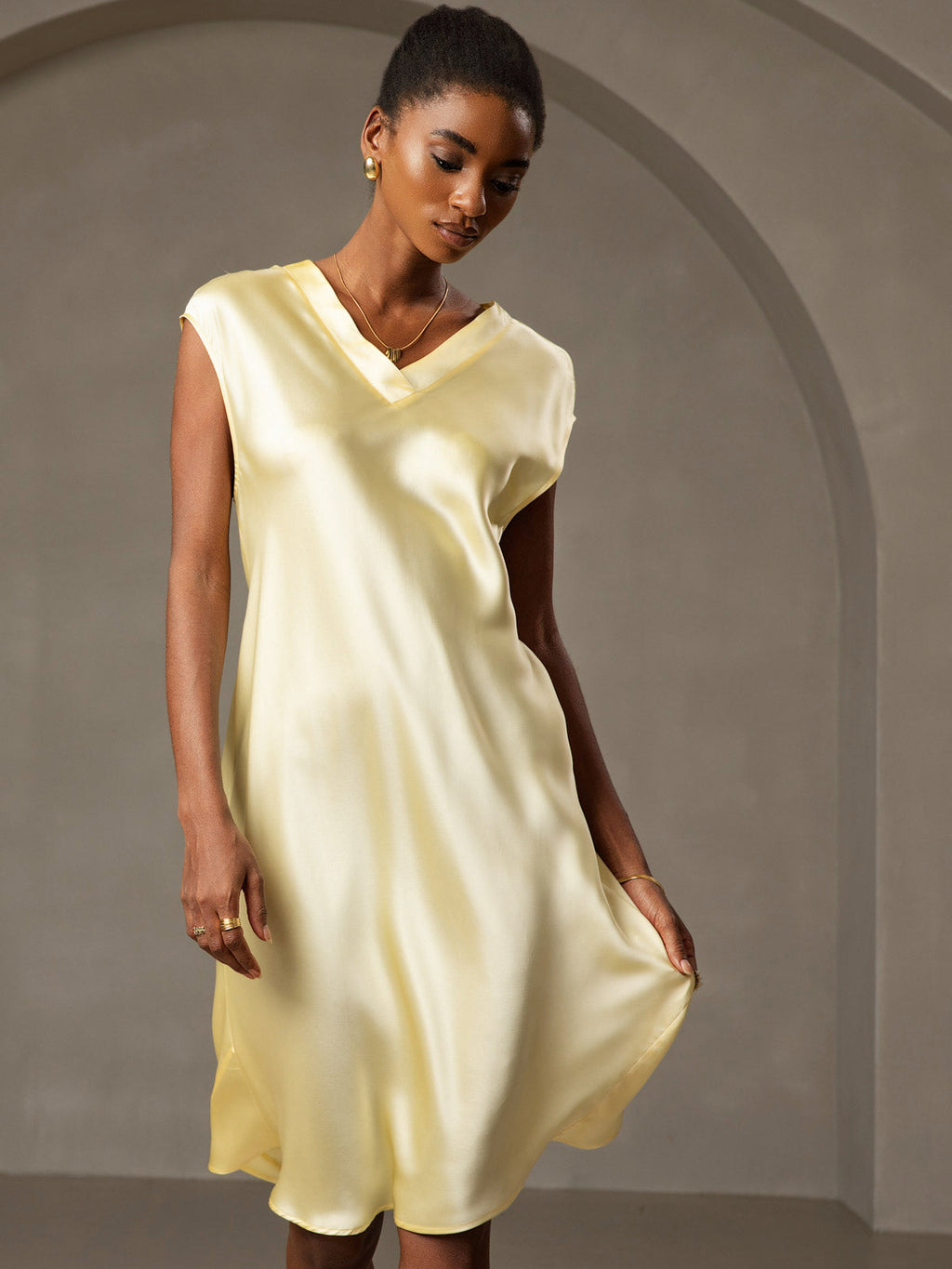 100% Mulberry Silk Cap Sleeve V-neck Midi Nightgown