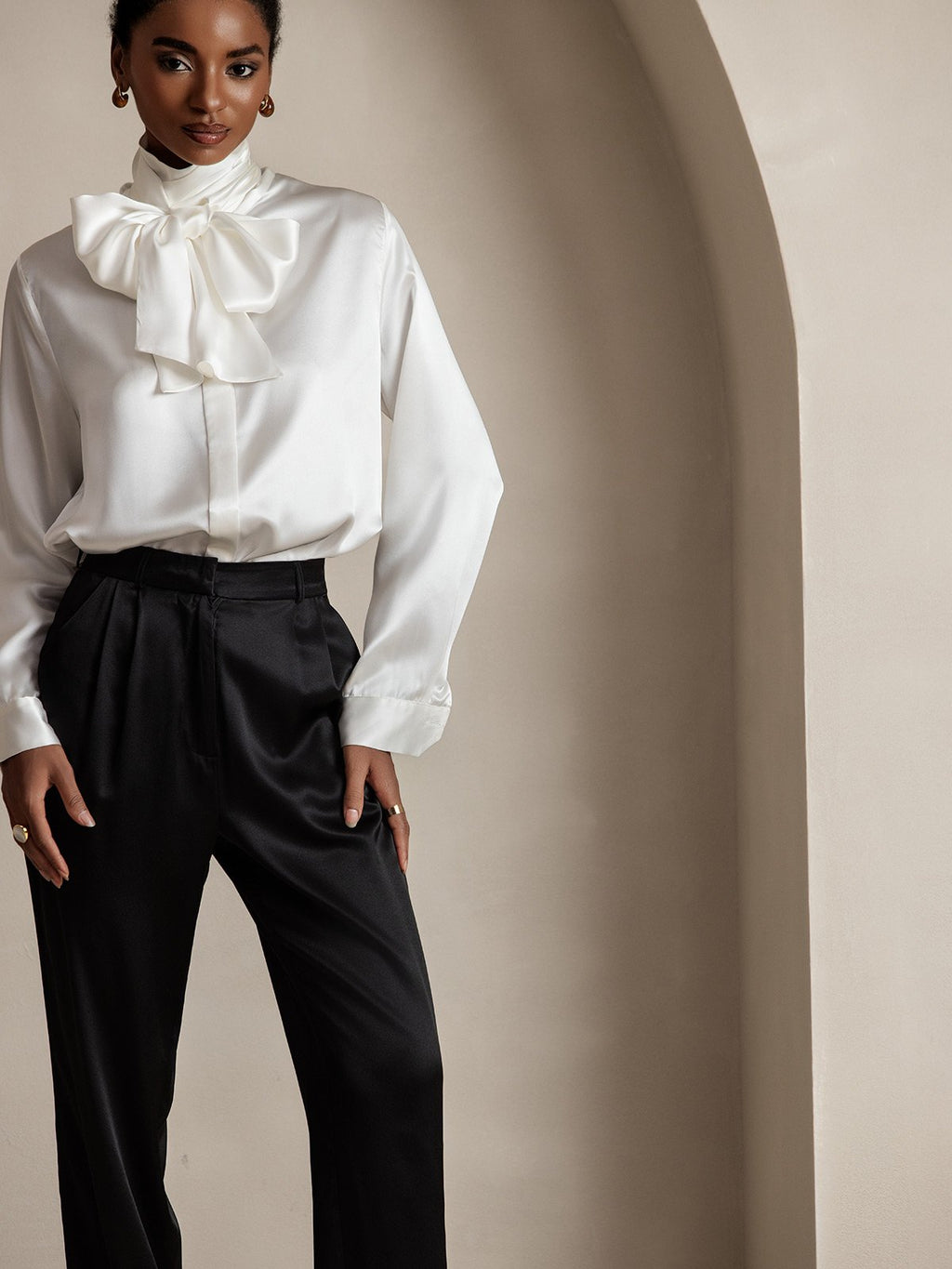 19Momme Silk High Waist Straight Fit Women's Pants with Zipper Side Pockets Design
