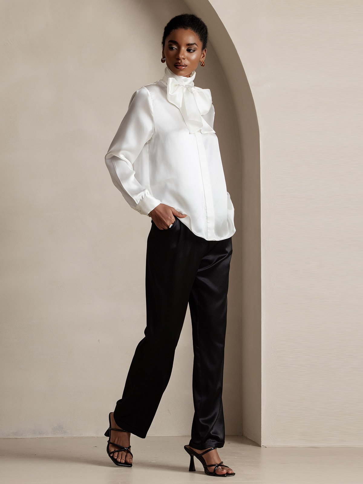 19Momme Silk High Waist Straight Fit Women's Pants with Zipper Side Pockets Design