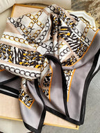 Chain Pattern 100% Mulberry Silk Square Scarf 88x88cm