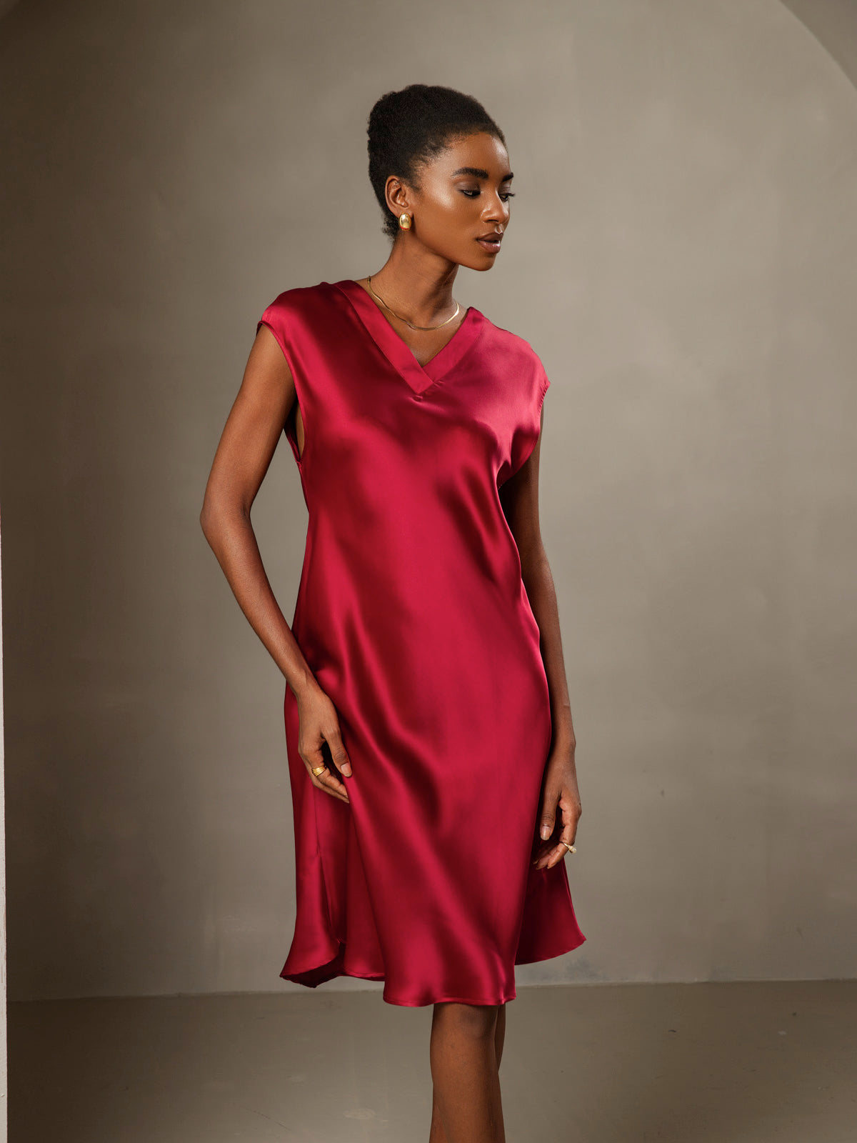 100% Mulberry Silk Cap Sleeve V Neck Knee Dress