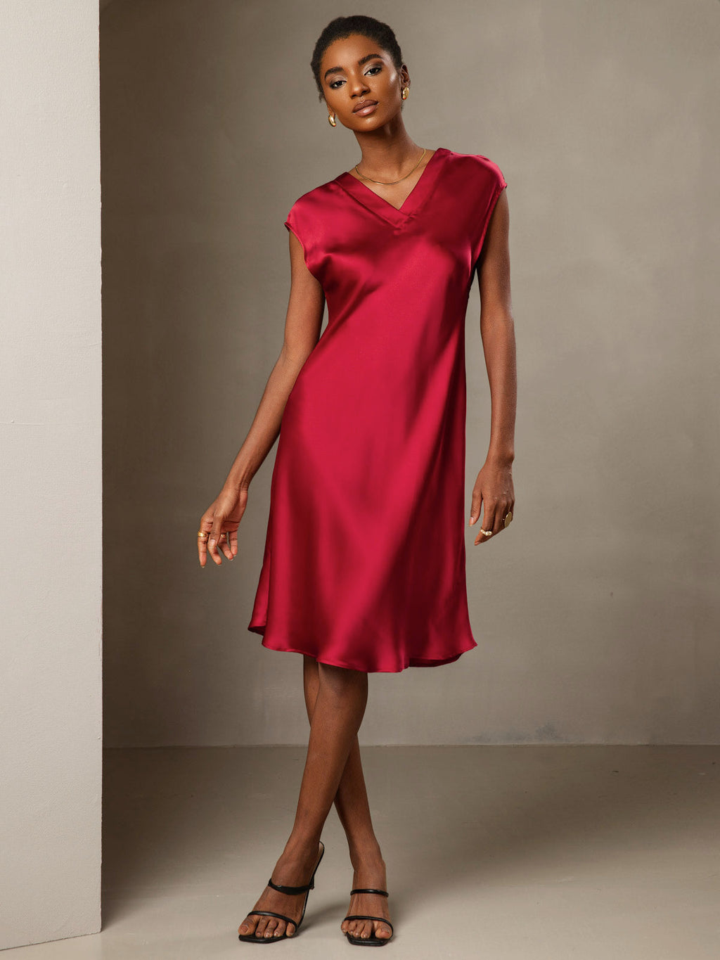 100% Mulberry Silk Cap Sleeve V Neck Knee Dress