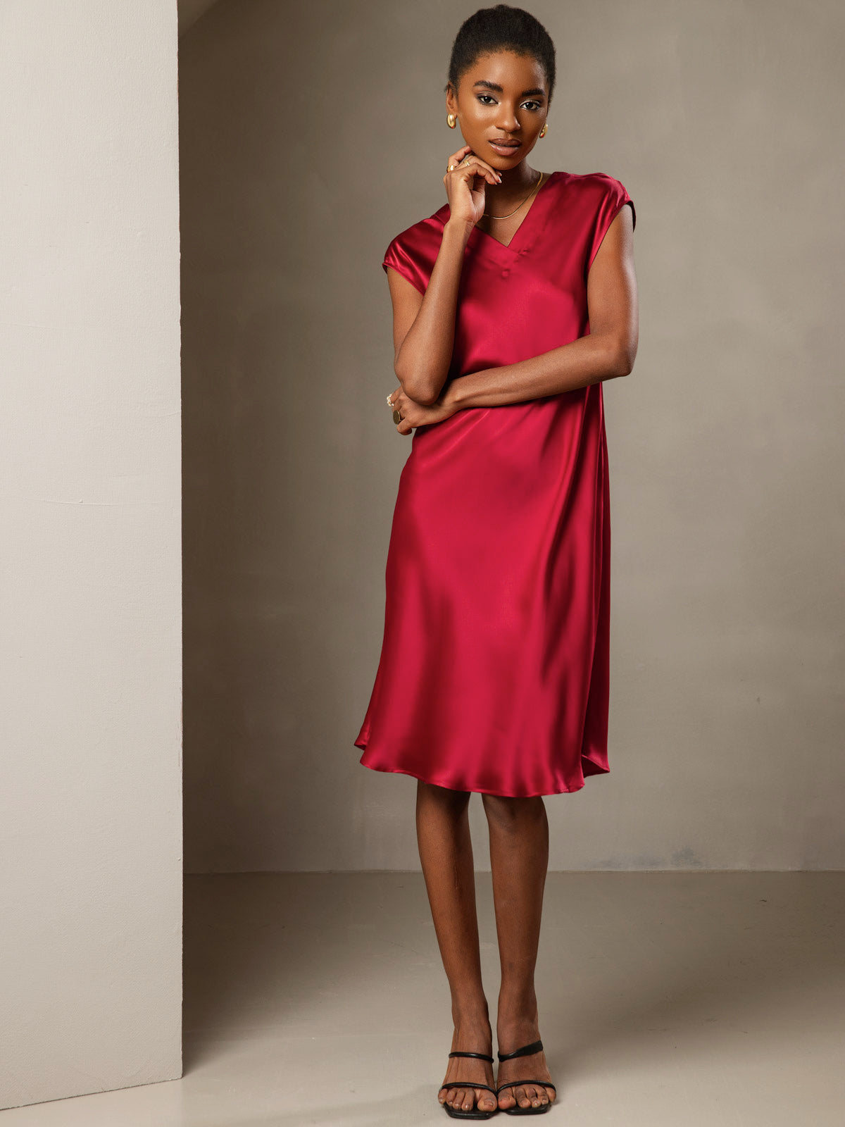 100% Mulberry Silk Cap Sleeve V Neck Knee Dress