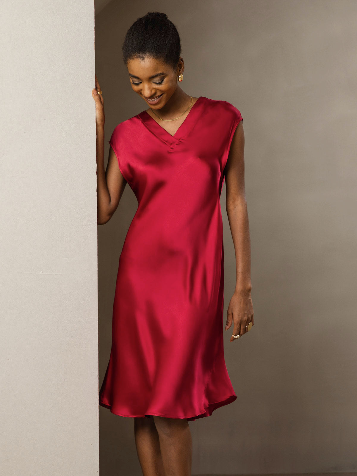 100% Mulberry Silk Cap Sleeve V Neck Knee Dress