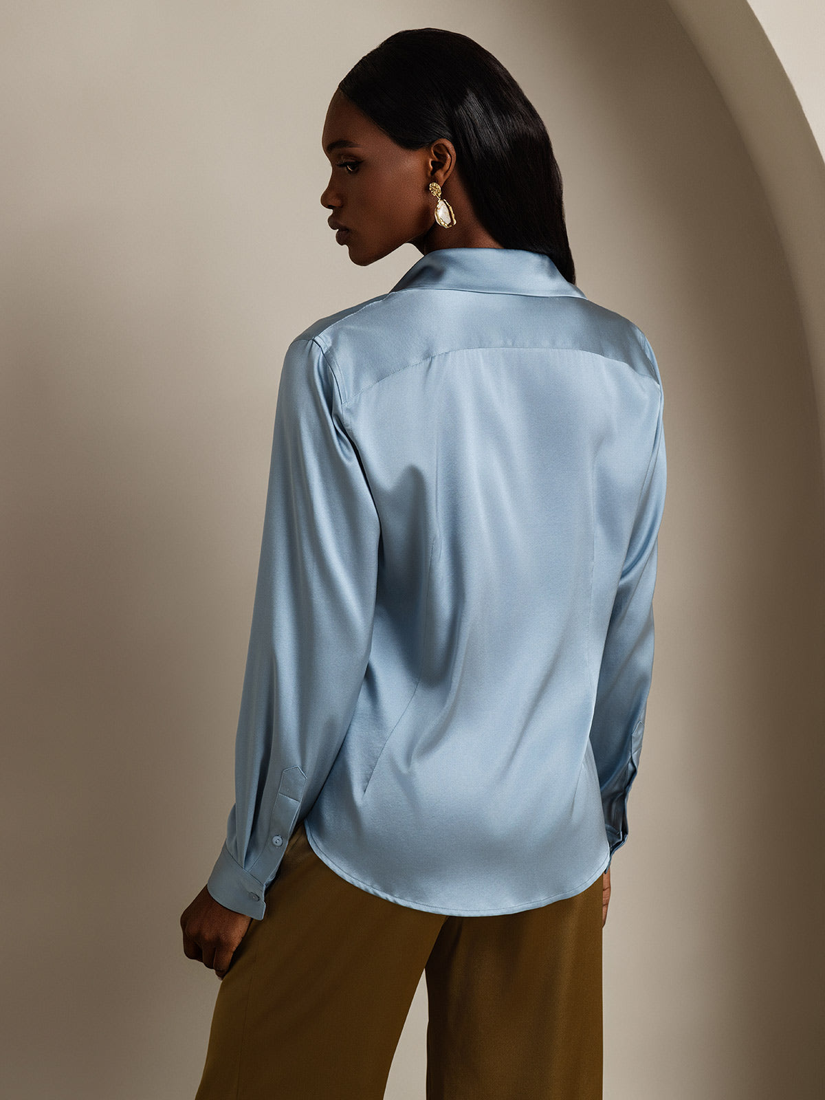 Women's 19 Momme Silk Long Sleeves Button-Up Shirt