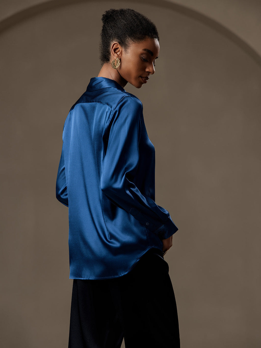 Women's 19 Momme Silk Long Sleeves Button-Up Shirt
