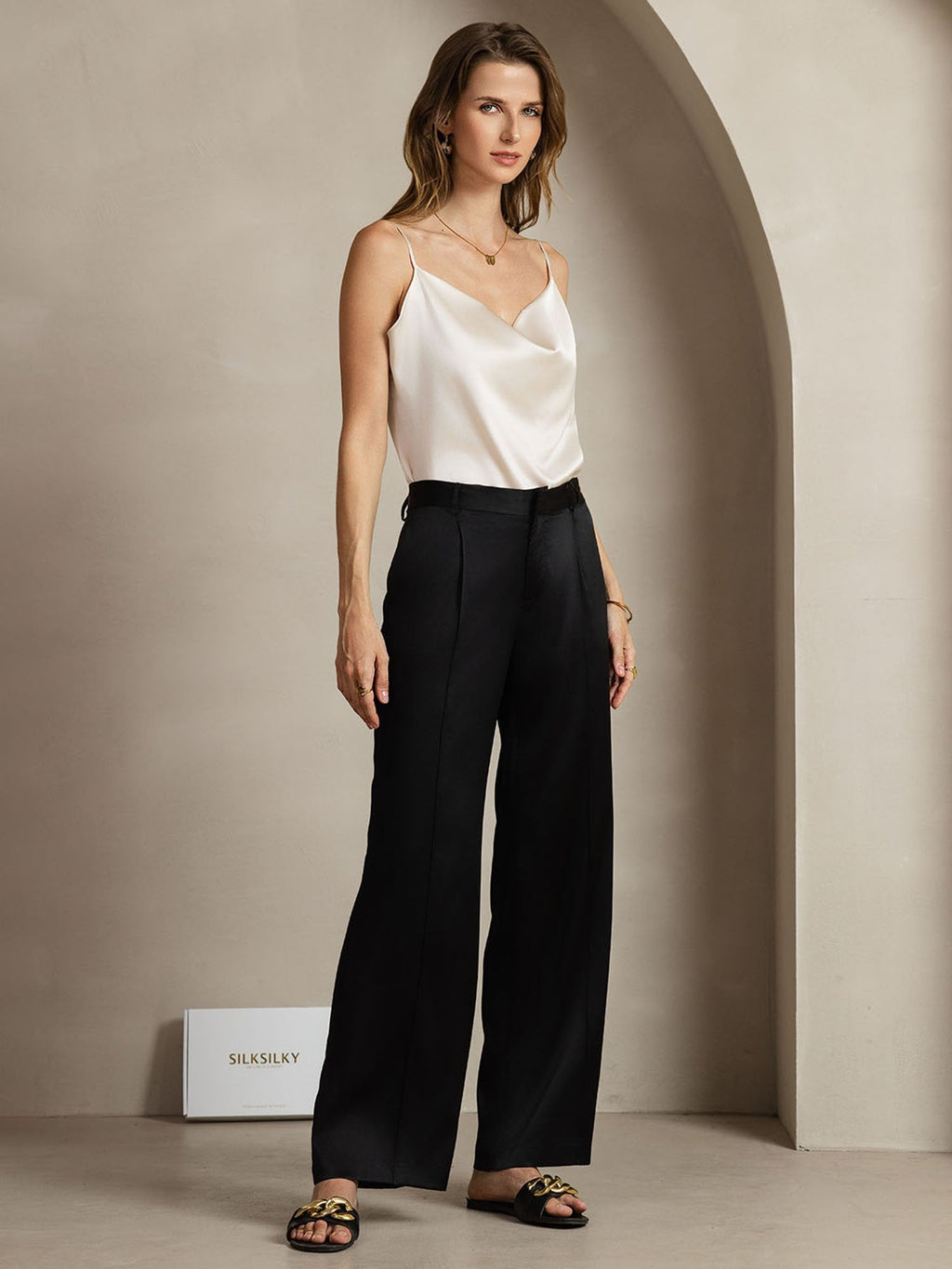 19Momme Silk Straight Leg Women's Pants With Side Pockets Design