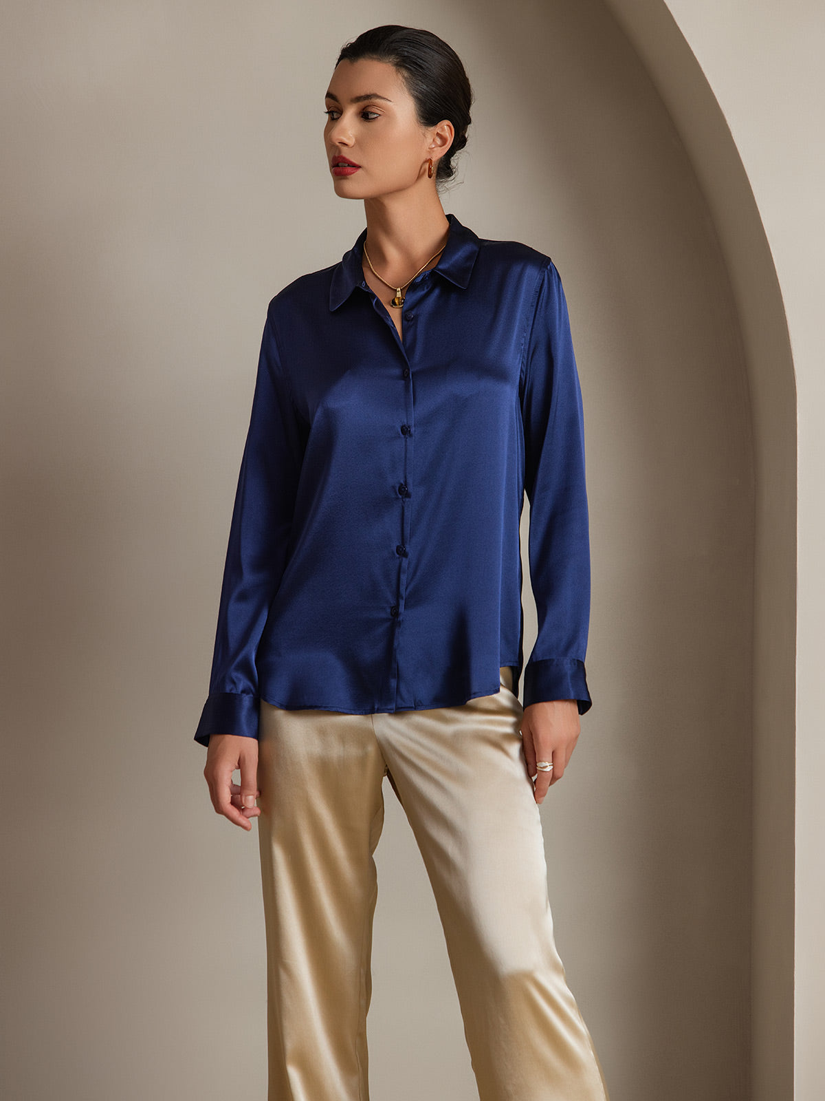 Women's 19 Momme Silk Long Sleeves Button-Up Shirt