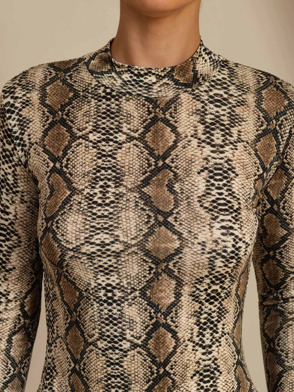 Pure Silk Wild Animal Print Women's Long Sleeve Mock Neck Top