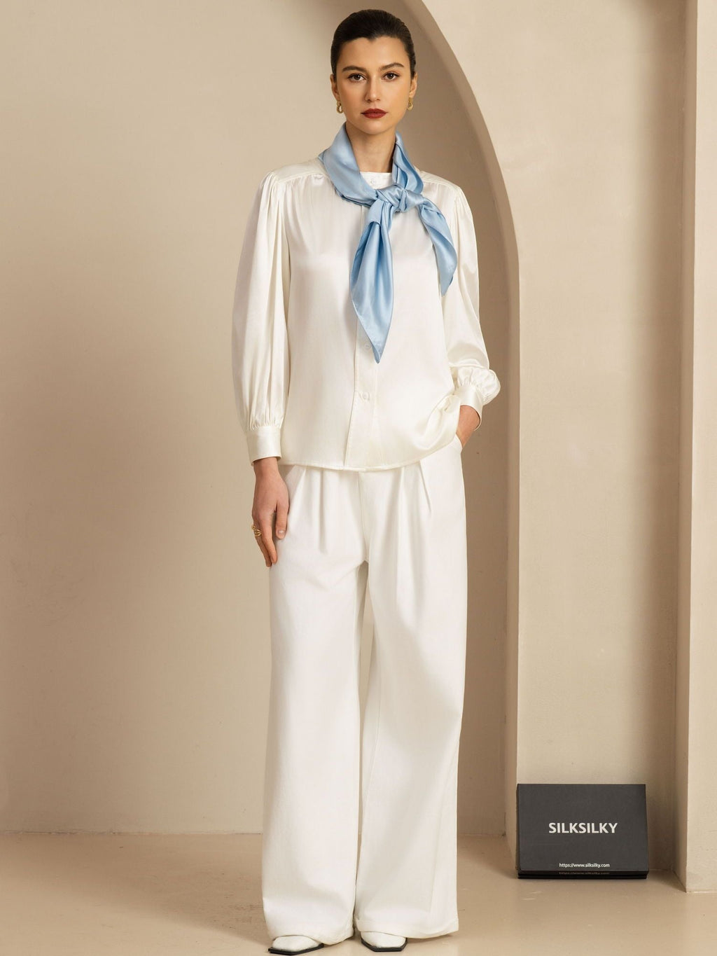 100% Mulberry Silk Classic  Elegant Square Scarf - Size 90x90cm