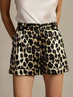 19Momme Women's Silk Leopard Print Cuffed Shorts With Side Pockets Design