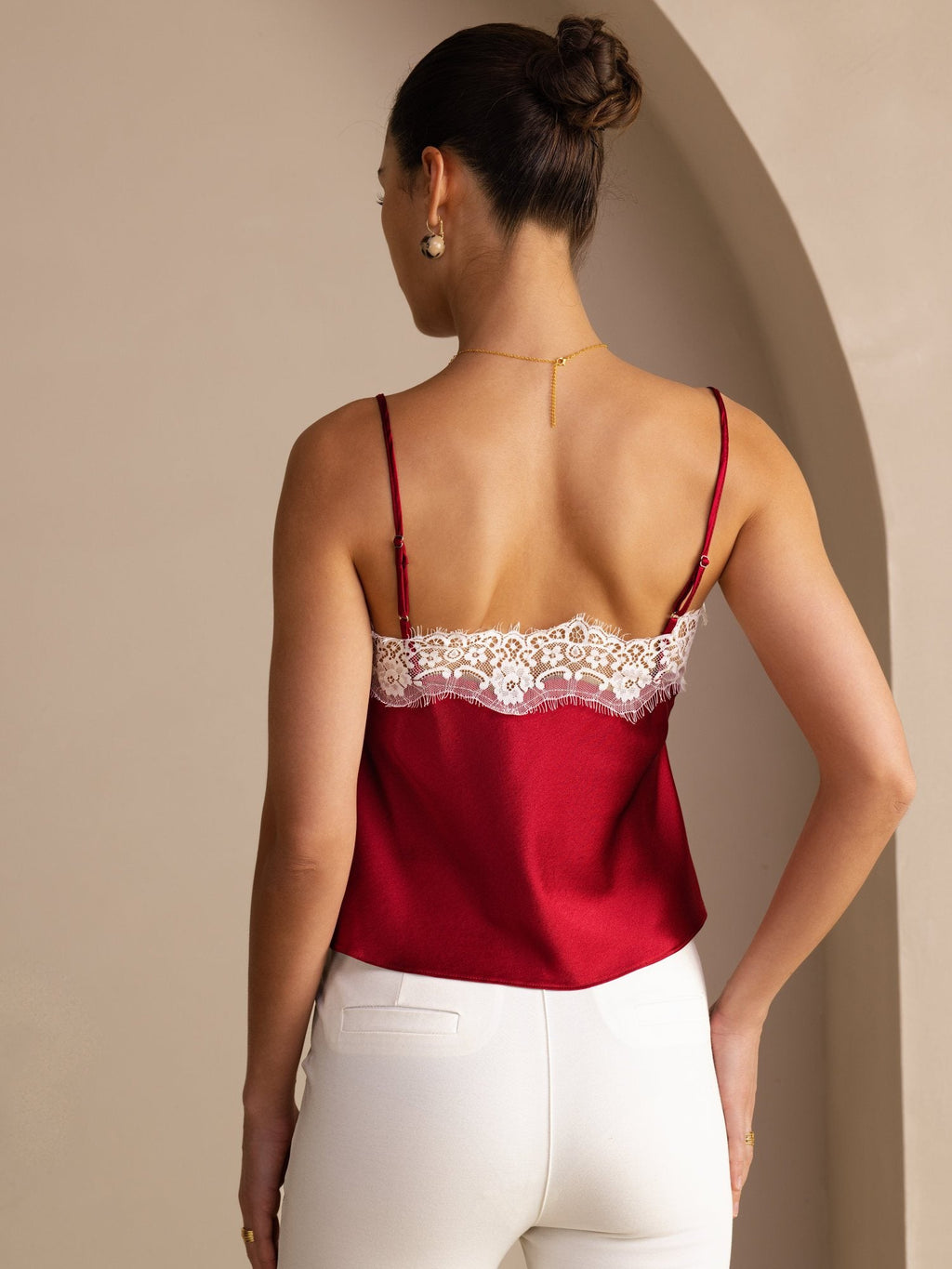 19Momme Silk Women's Adjustable Spaghetti Strap V Neck Lace Trim Camisole Top