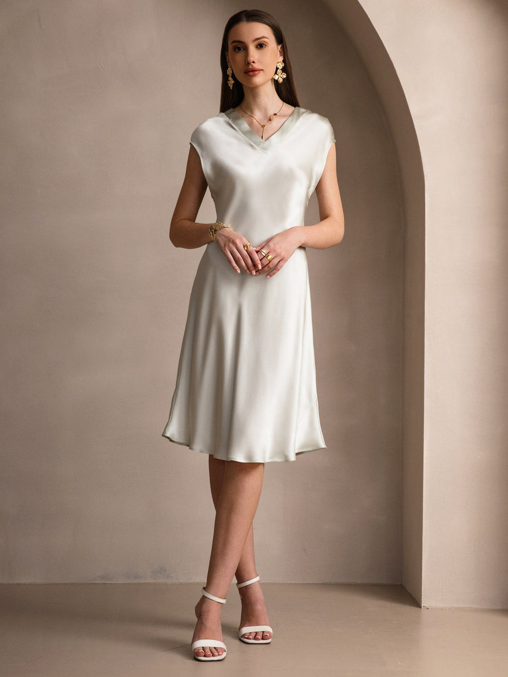 100% Mulberry Silk Cap Sleeve V-neck Midi Nightgown