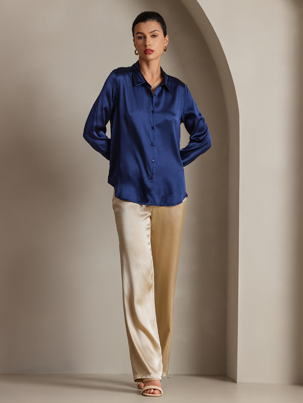 Women's 19 Momme Silk Long Sleeves Button-Up Shirt